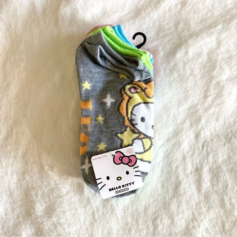 Hello Kitty 5 Pair Zodiac No Show Socks Astrology Horoscope NWT Women's